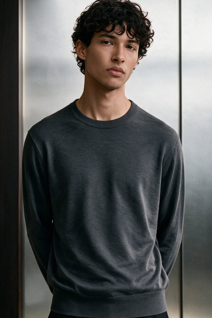 Classic Sweater Pullover / GREY