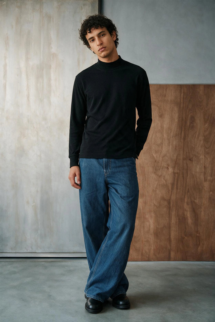 Ribbed Mock Neck / BLACK