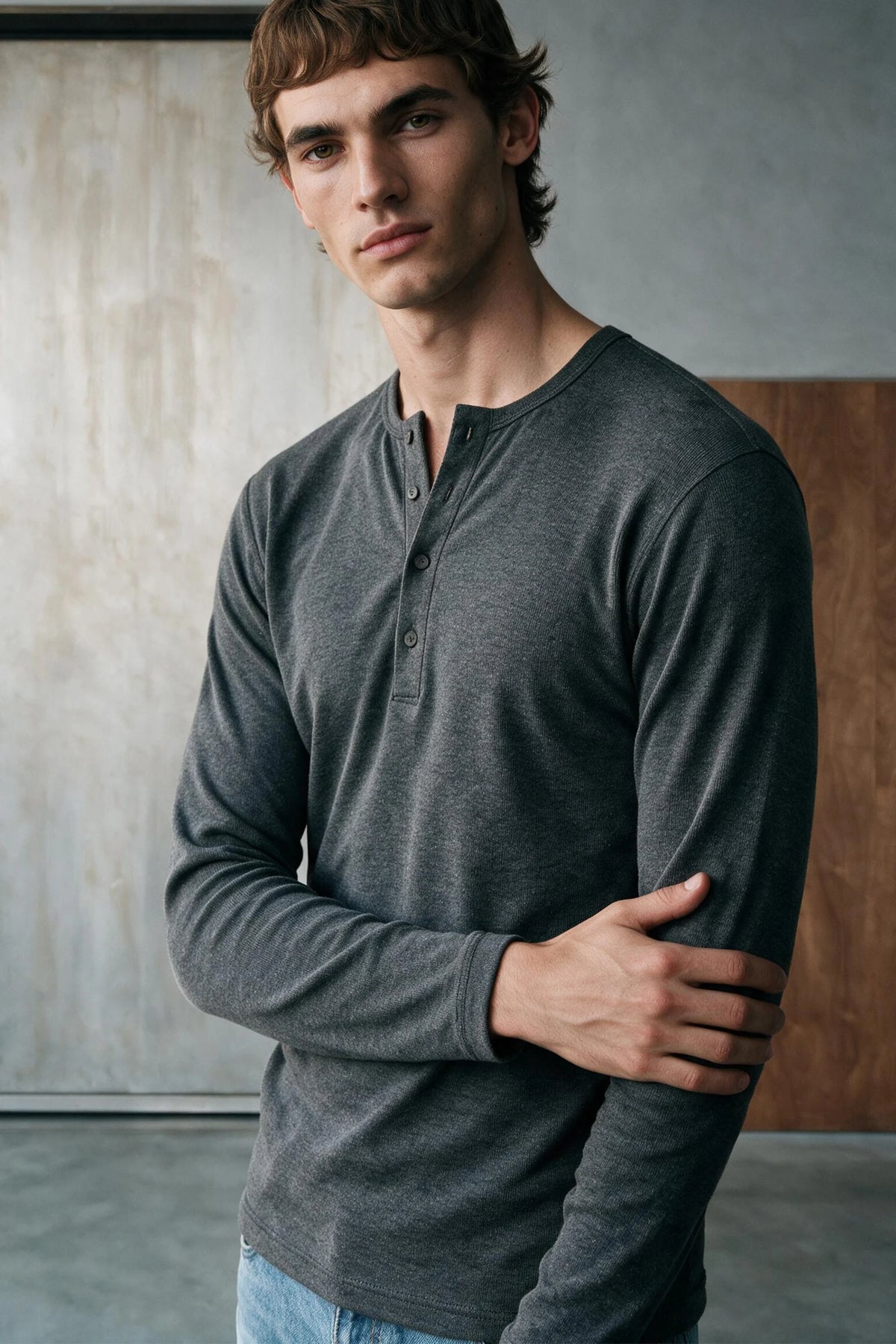 Rib-Knit Henley T-shirt / GRAY HENLEY ATTIR-MEN