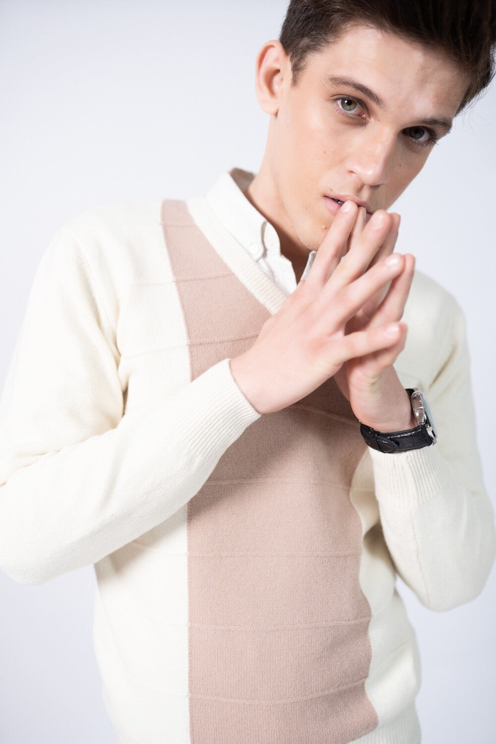 Vertical Knit V-neck in Wool