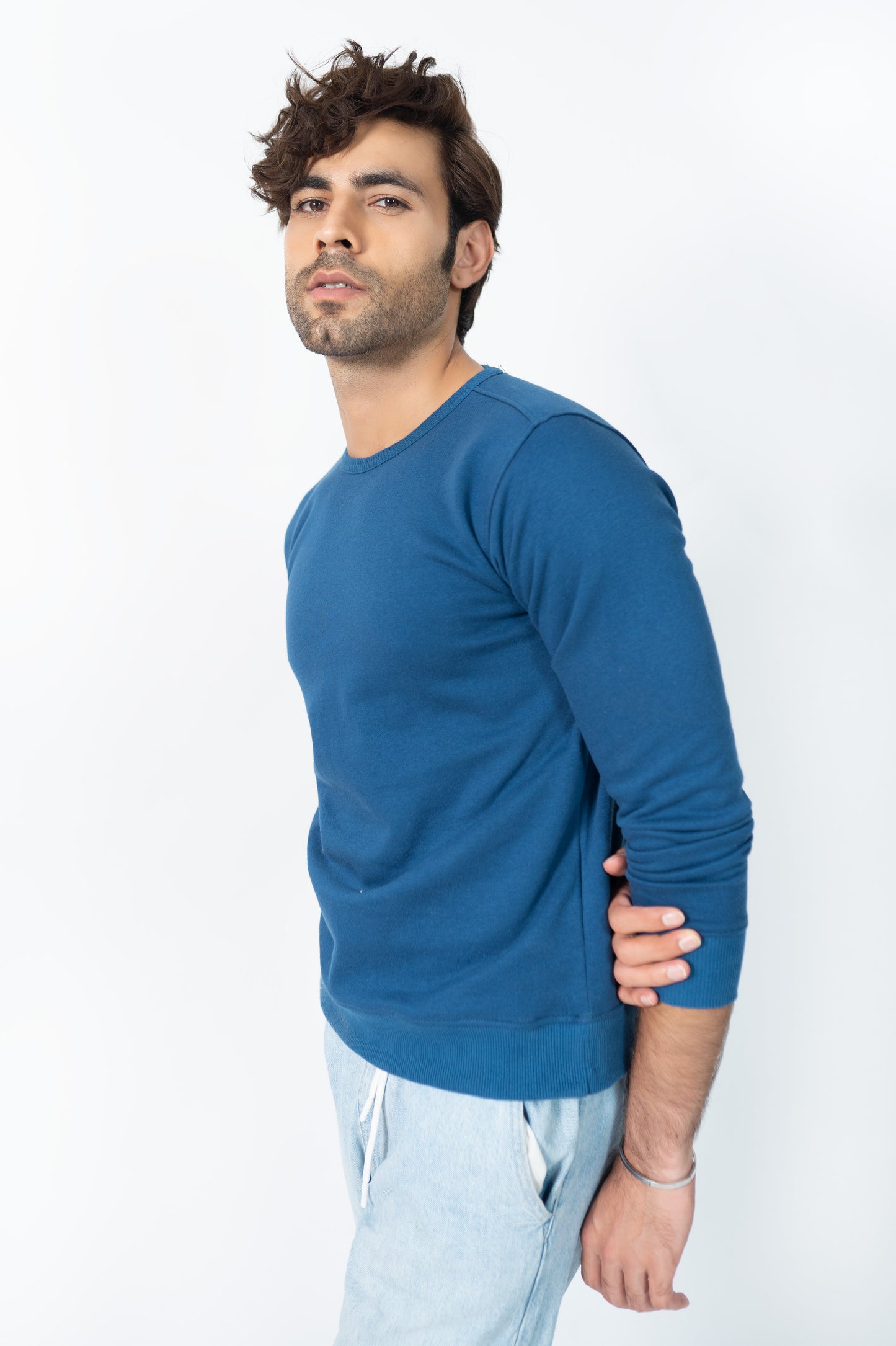 Basic Sweatshirt in Denim Blue