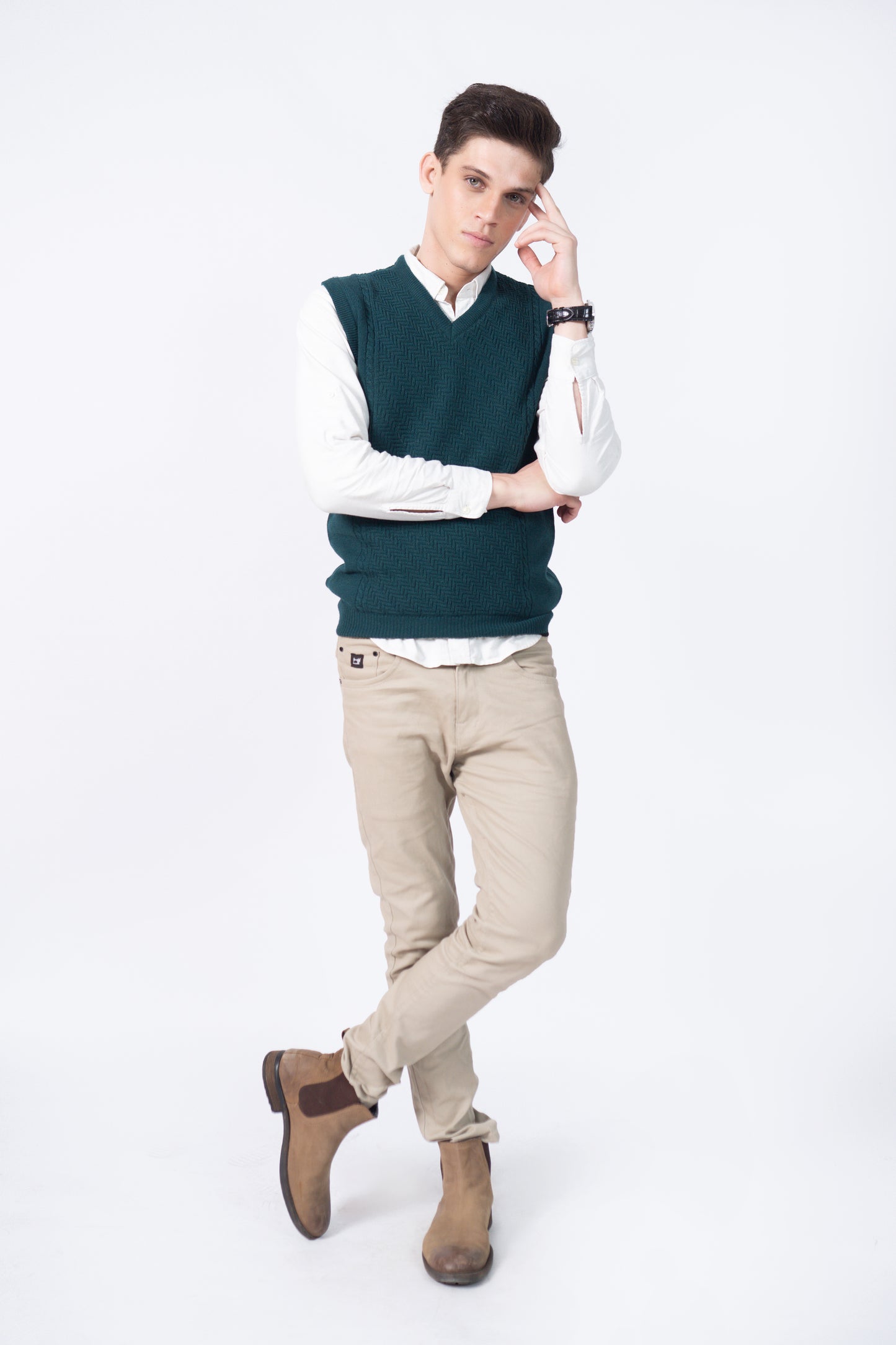 Herringbone Knit Sleeveless V-Neck in Wool