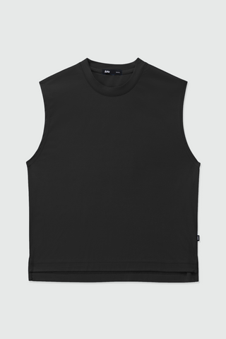 Sleeveless Sleek T-shirt in Black