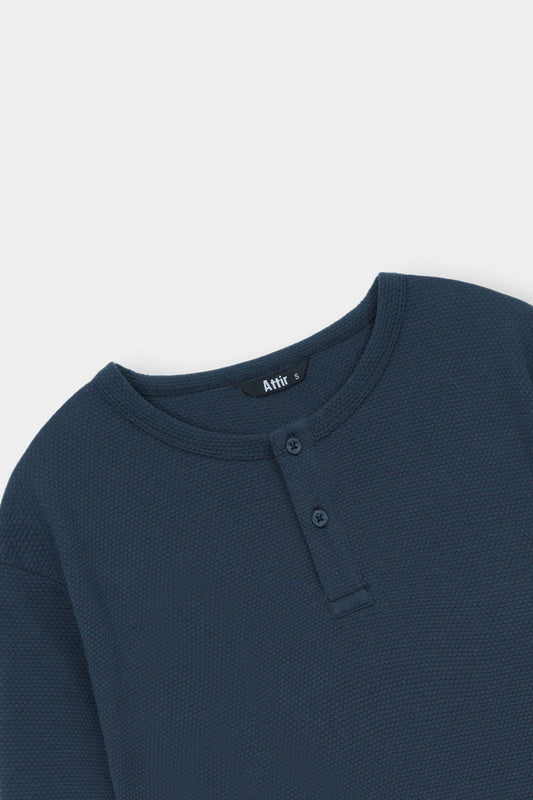 Popcorn-knit Henley in Navy