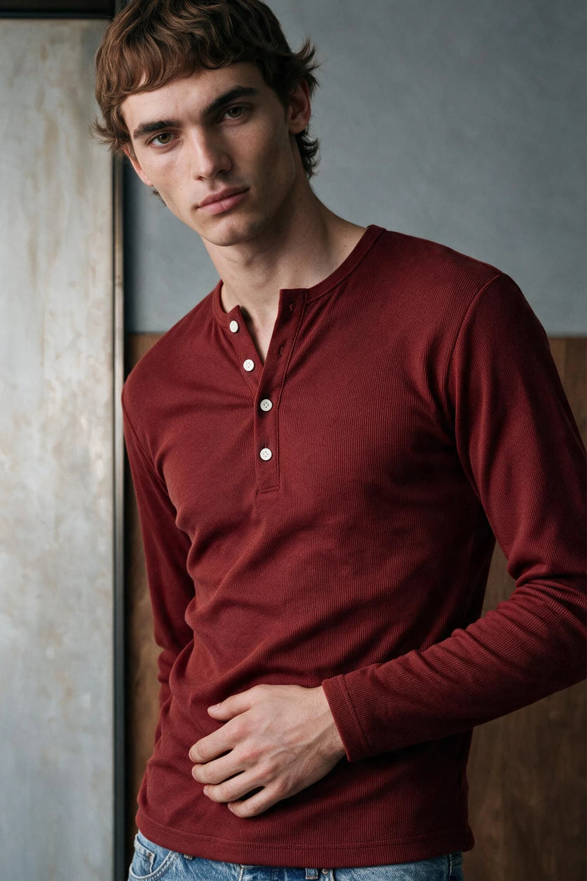 Rib-Knit Henley T-shirt / MAROON HENLEY ATTIR-MEN