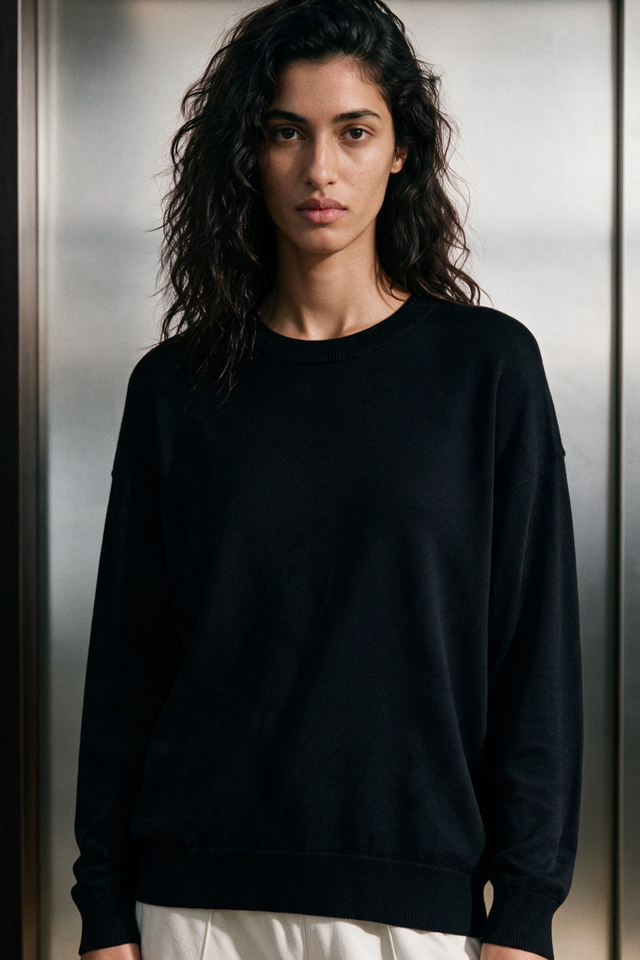 Classic Sweater Pullover / BLACK