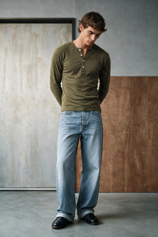 Rib-Knit Henley T-shirt / OLIVE HENLEY ATTIR-MEN