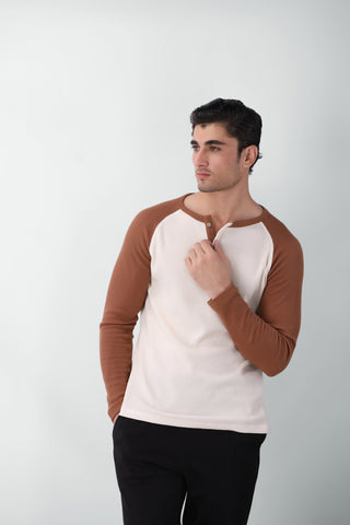 Waffle-Knit Raglan Henley in Cinnamon