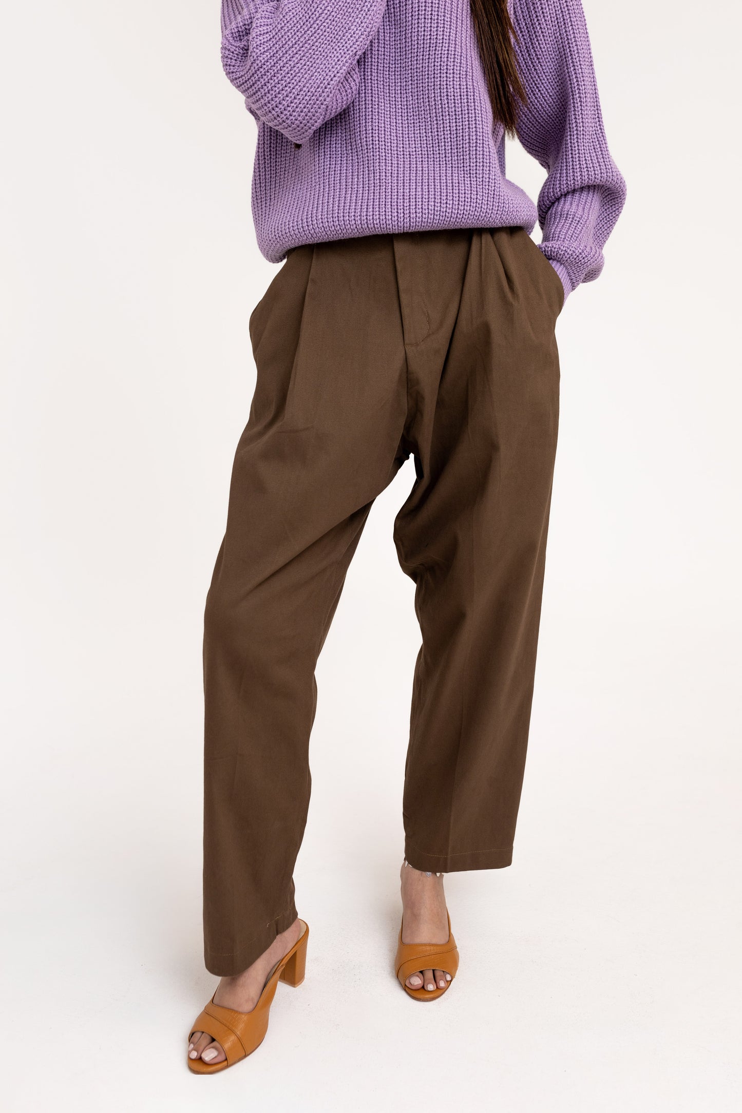 High-waist Straight-leg Pant in Sand