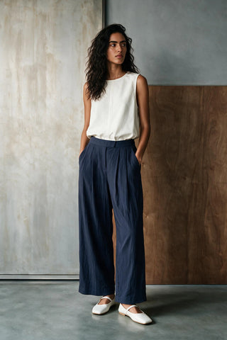 Classic Double Pleated Pants / NAVY TROUSER ATTIR-WOMEN