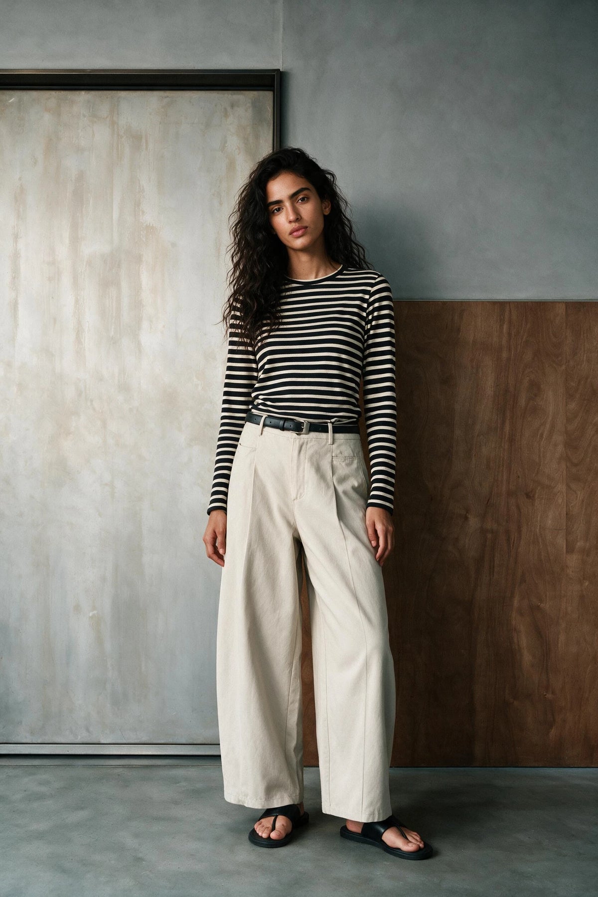 Striped Long Sleeves Top / BLACK & BEIGE TEE ATTIR-WOMEN