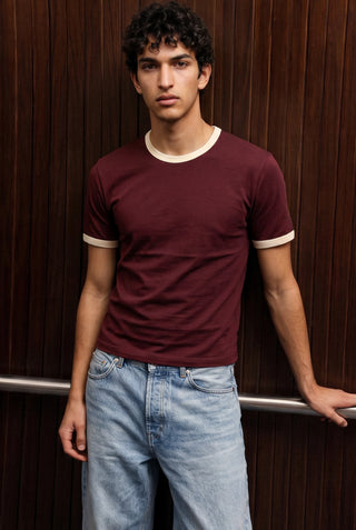 Contrast Trims T-shirt in Burgundy