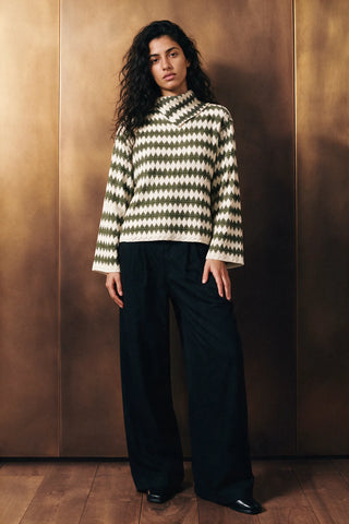 Relaxed Crochet Top / OLIVE TOP ATTIR-WOMEN