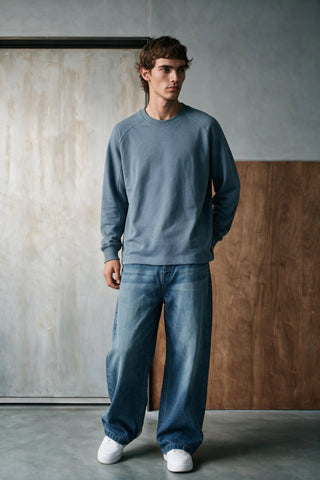 Lightweight Sweatshirt TEE ATTIR-UNISEX