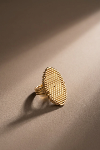Gold Signet Ring RING ATTIR-WOMEN