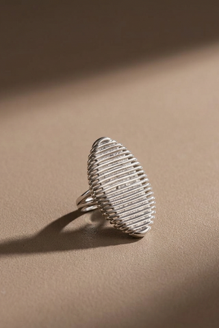 Silver Signet Ring RING ATTIR-WOMEN