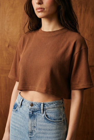 Waffle-Knit Crop T-shirt in Cinnamon