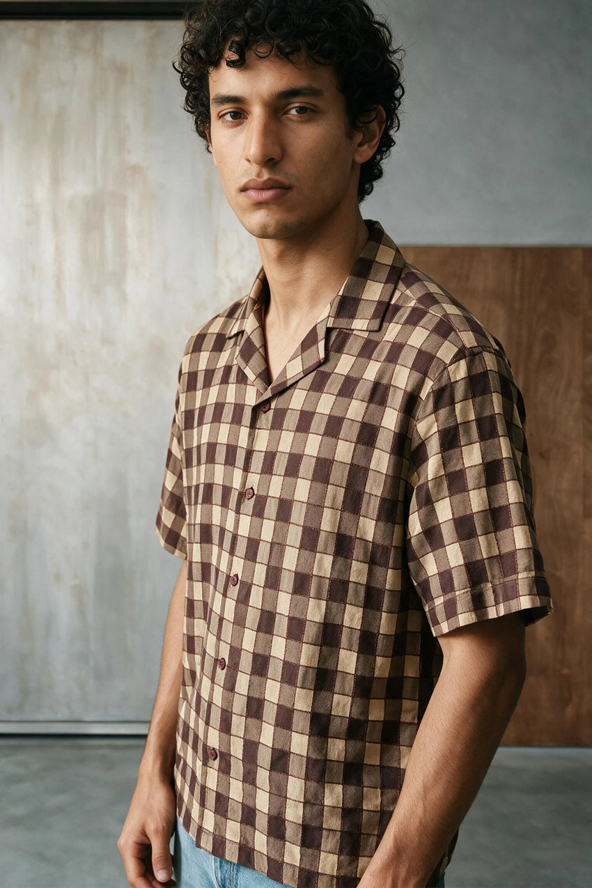 Textured Camp Collar Shirt / BROWN SHIRT ATTIR-UNISEX