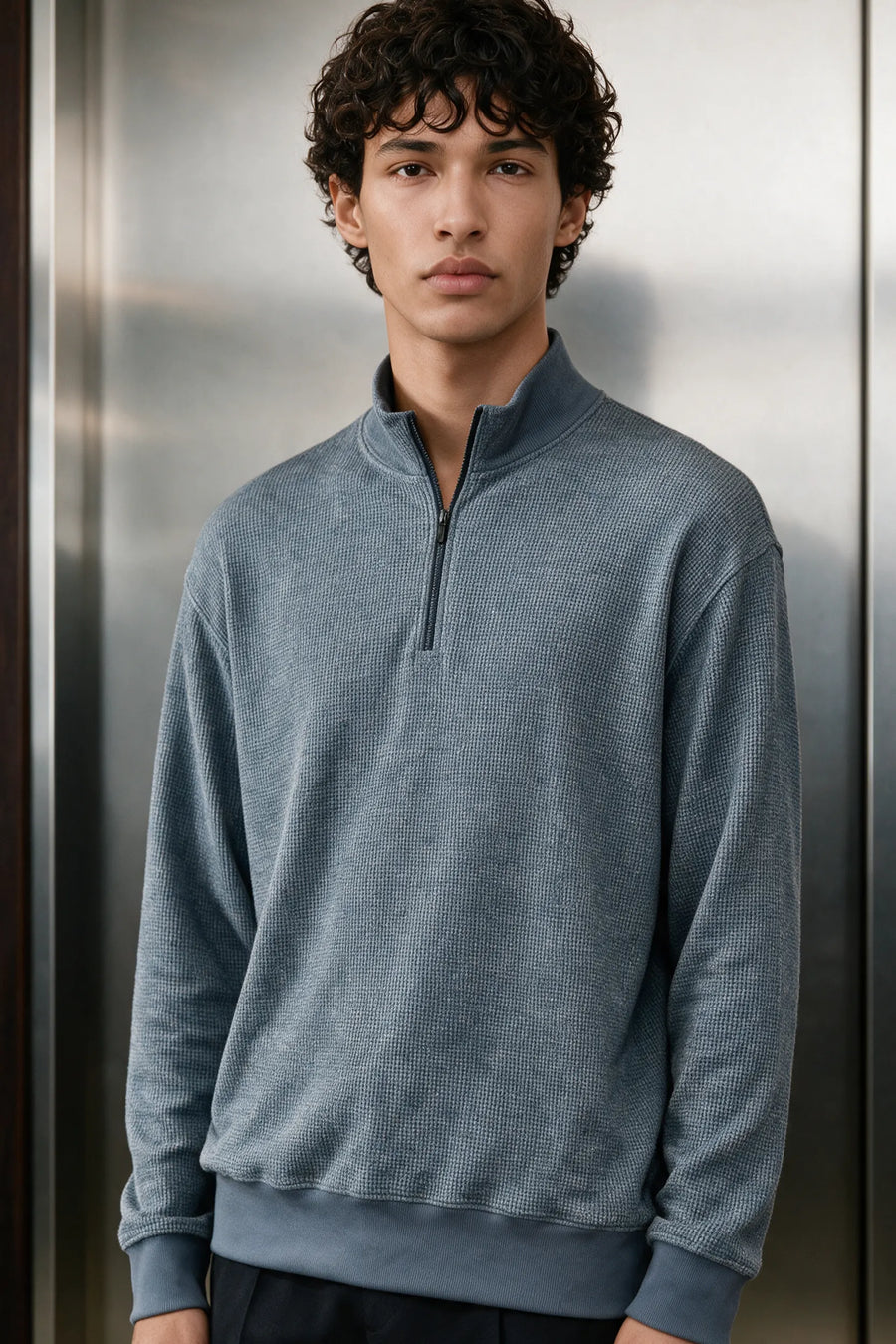 Waffle-Knit Quarter Zip Sweatshirt / DARK BLUE
