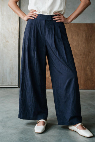 Classic Double Pleated Pants / NAVY TROUSER ATTIR-WOMEN
