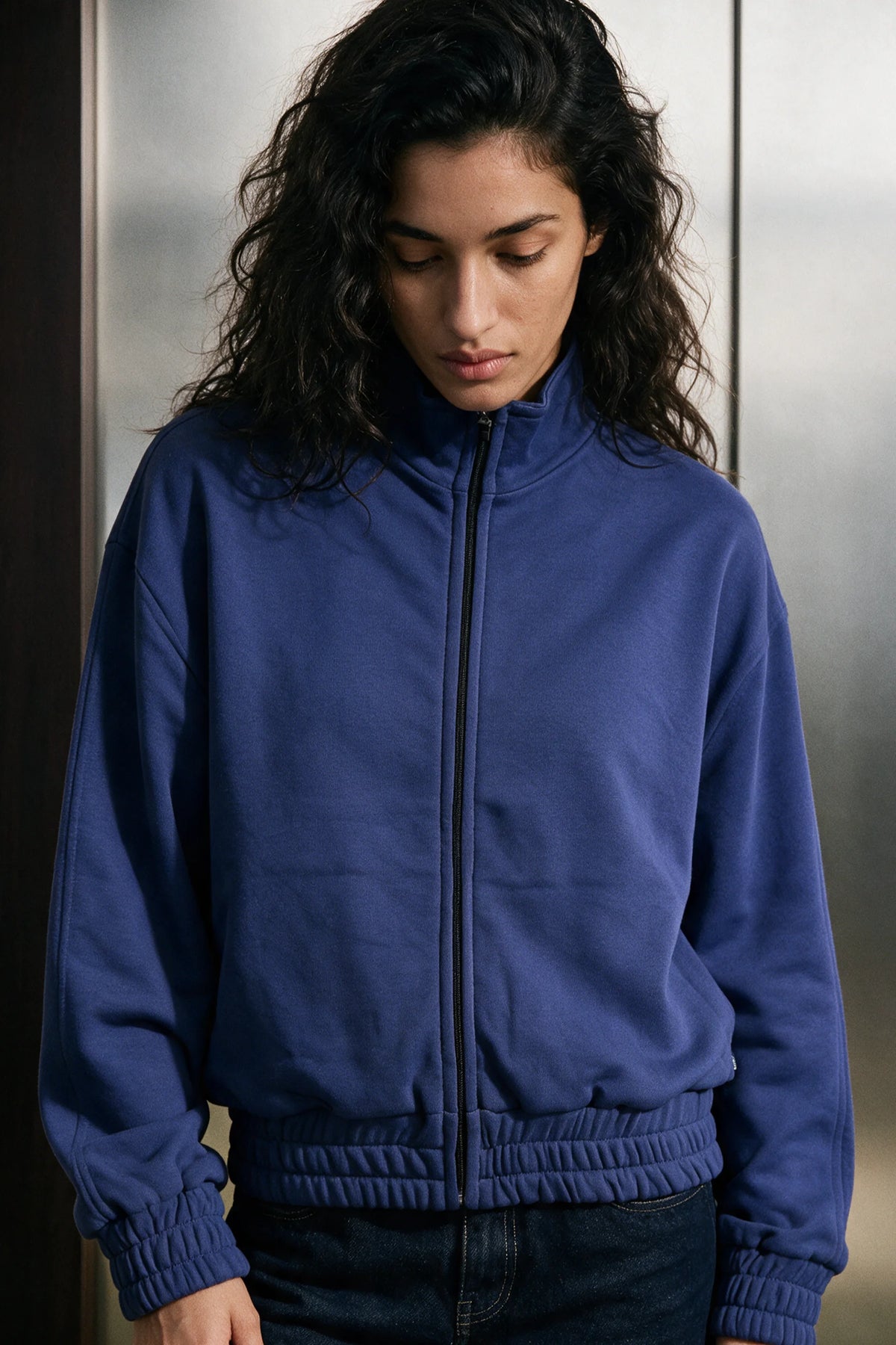 Elasticated Mock Neck Zipper / BLUE JACKET ATTIR-WOMEN