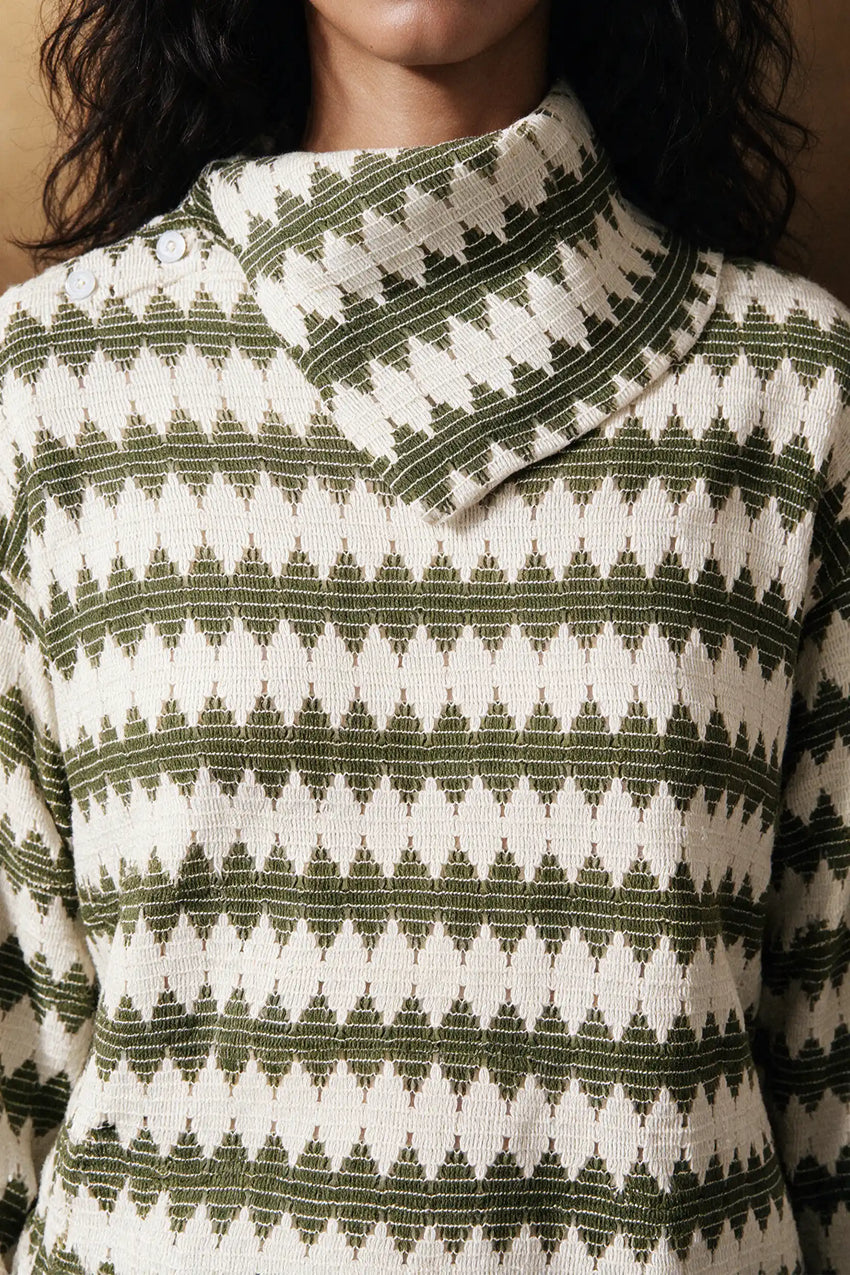 Relaxed Crochet Top / OLIVE TOP ATTIR-WOMEN