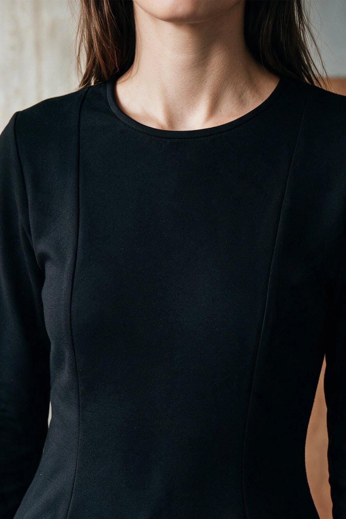 Effortless Peplum Top / BLACK TOP ATTIR-WOMEN