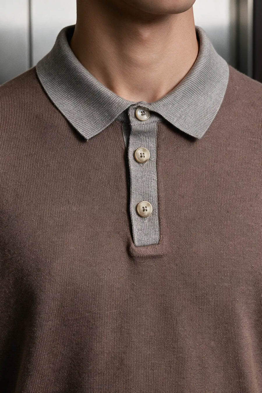 Contrast Knit Polo Sweater / BROWN
