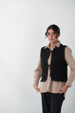 Quilted Gillet with Tie Detail in Black