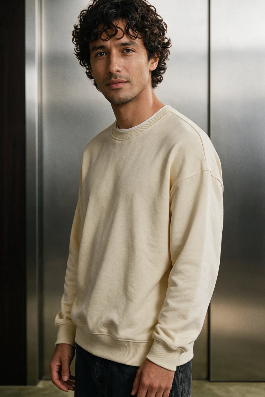 Neck Detail Fleece Sweatshirt /  CREAM
