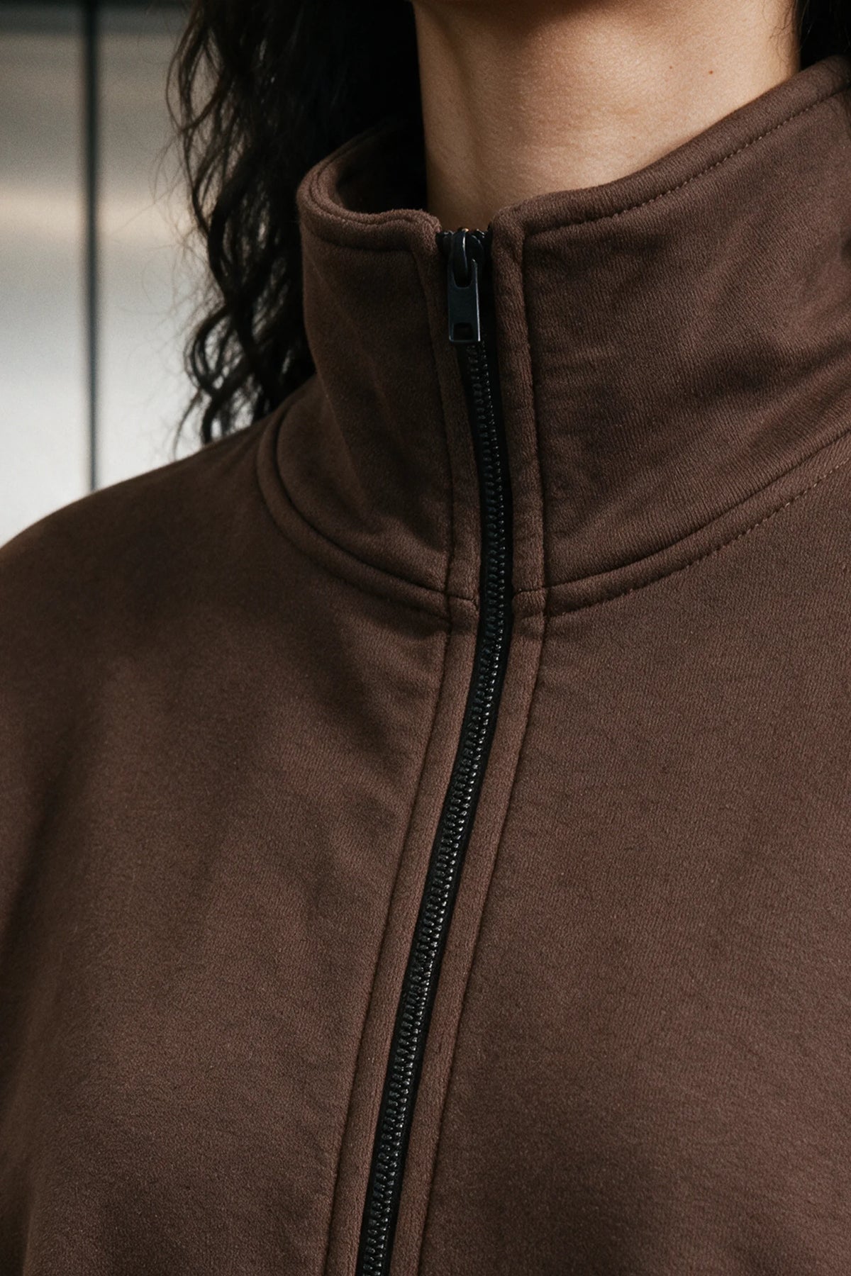 Elasticated Mock Neck Zipper / BROWN JACKET ATTIR-WOMEN