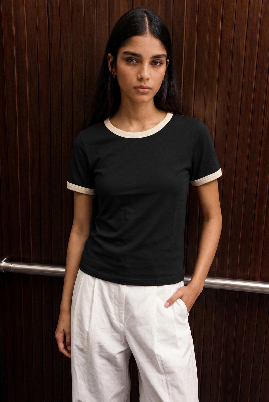 Fitted Ringer T-shirt in Black