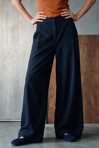 Reverse Pleated Twill Pants / NAVY PANT ATTIR-WOMEN