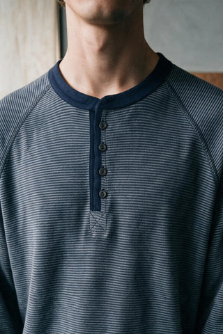 Seam-detail Textured Henley HENLEY ATTIR-MEN