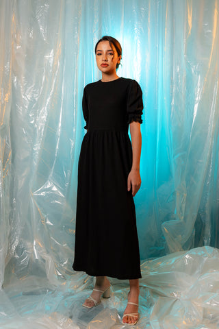 Waffle Textured Smock Midi Dress in Black