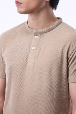 Waffle-knit Henley Shirt in Skin
