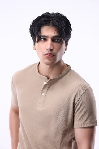 Waffle-knit Henley Shirt in Skin