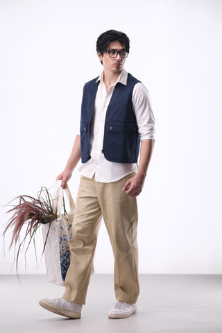 Pocket-detail Utility Vest in Dark Navy