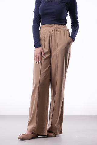Pleat-detail Wide-leg Trouser in Camel