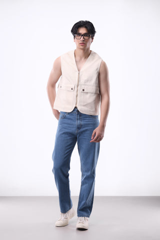 Pocket-detail Utility Vest in Light Beige