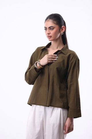 Summery V-notch Collar Shirt in Dark Green