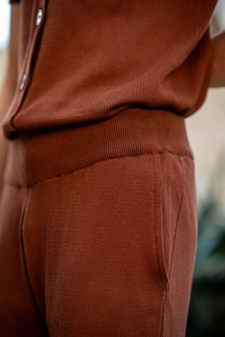 Knitted Shorts in Burnt Brown