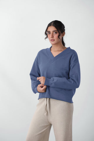 V-neck Sweatshirt in Steel Blue