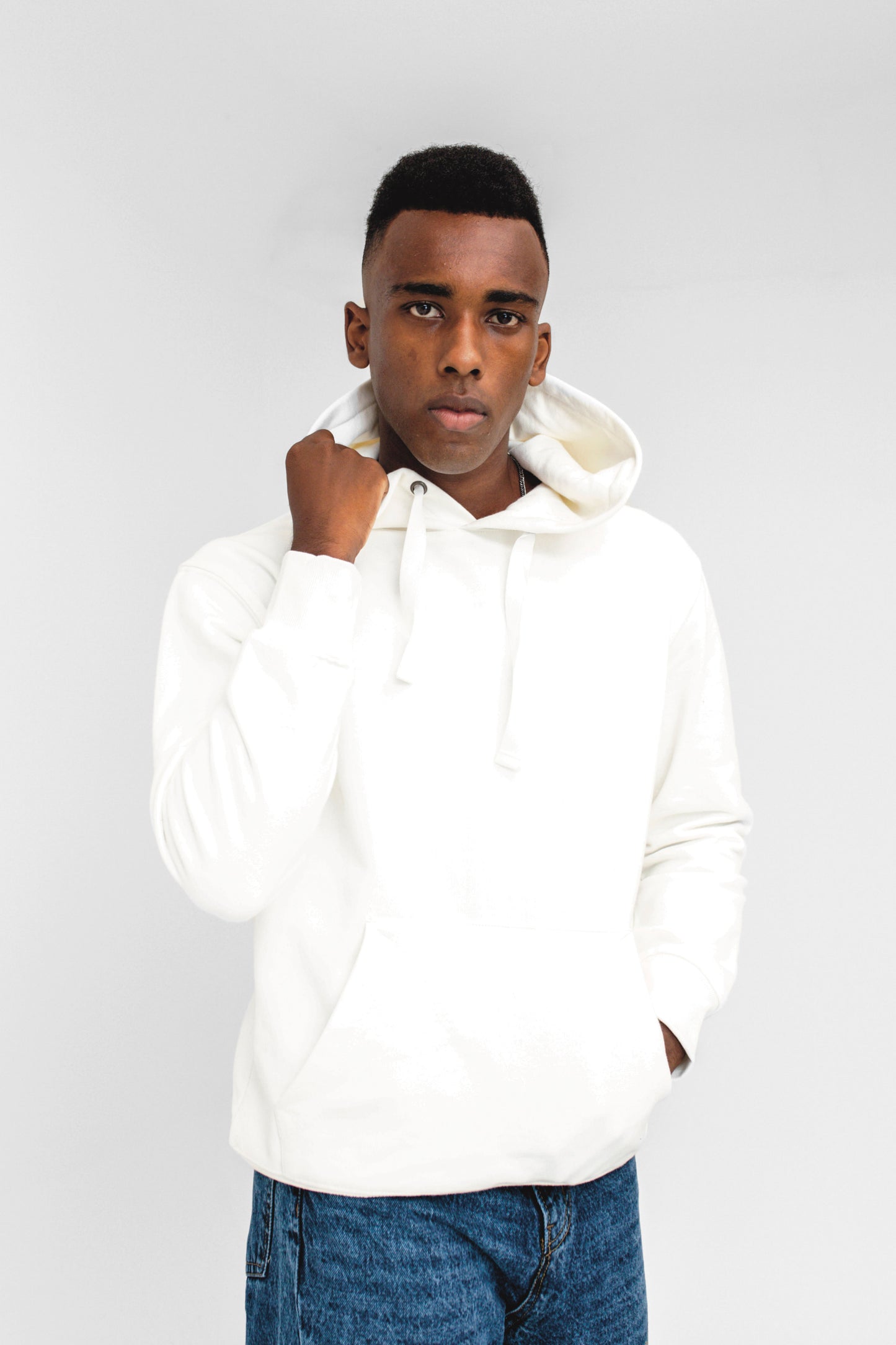 Basic Hoodie in White Terry