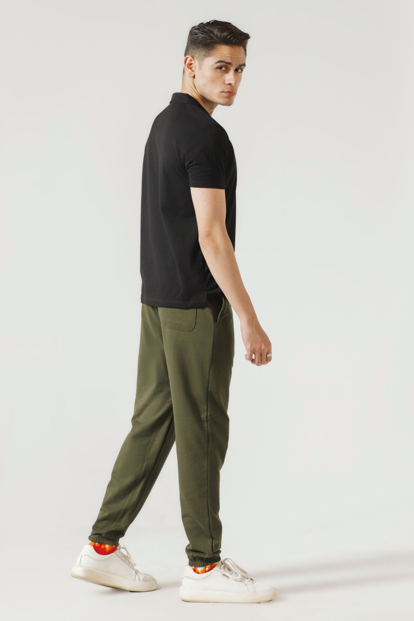Relaxed-Fit Cotton Joggers in Olive