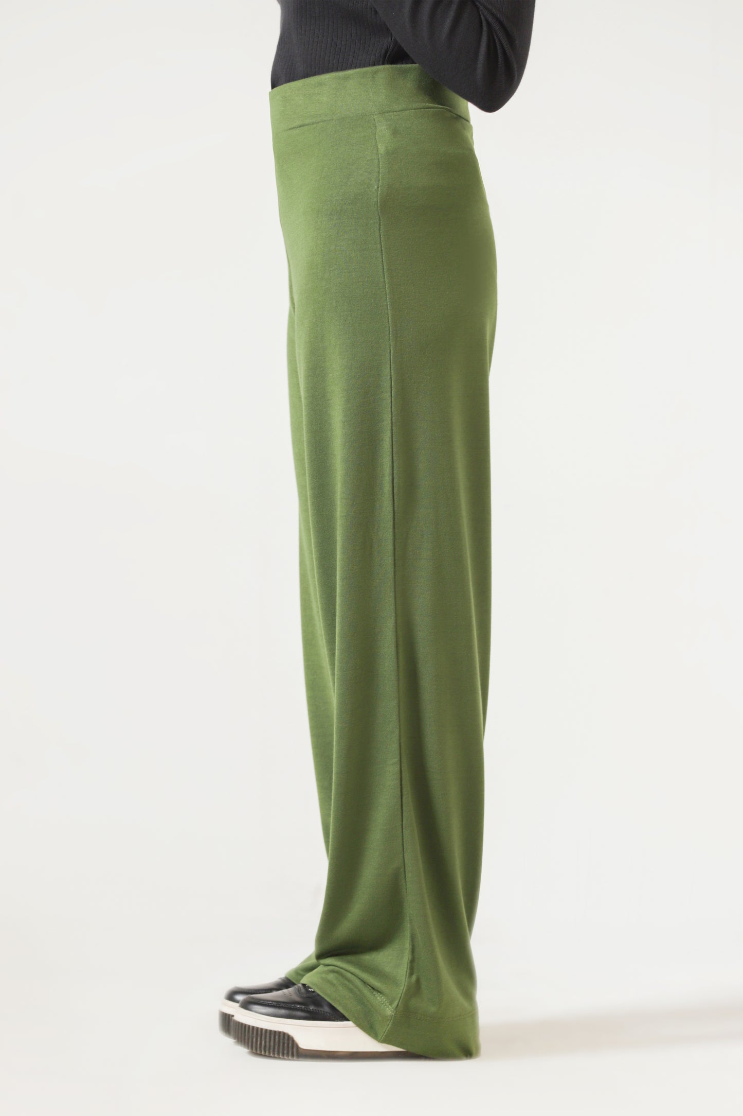 Wide-leg Trousers in Olive