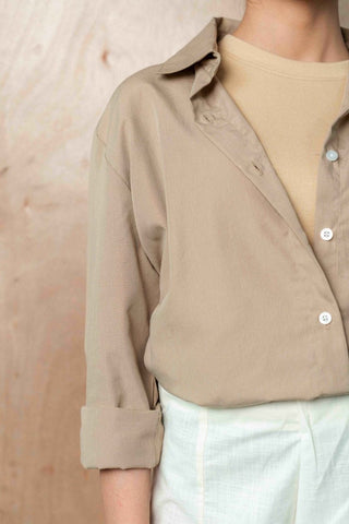 Basic Relaxed Shirt in Beige - AttirSHIRT