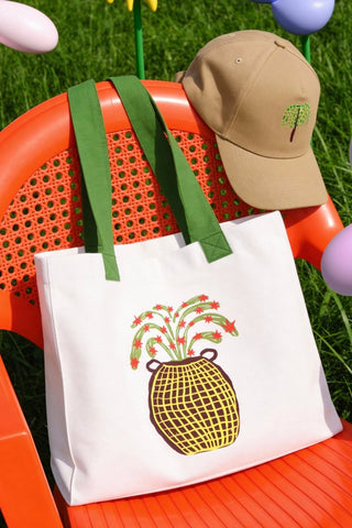 Everyday Tote Bag - Vase - AttirTOTE