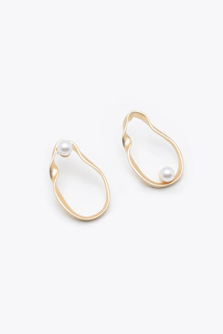 Irregular Round Earrings with Pearl - AttirEARRING