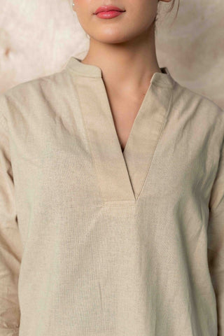 Long V - front Shirt in Khaki - AttirSHIRT